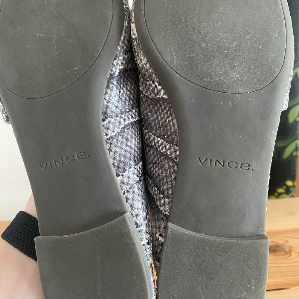 Vince Gray Snake-Embossed Leather Gena Asymmetrical Flat Mule Shoes 8 - Picture 14 of 15